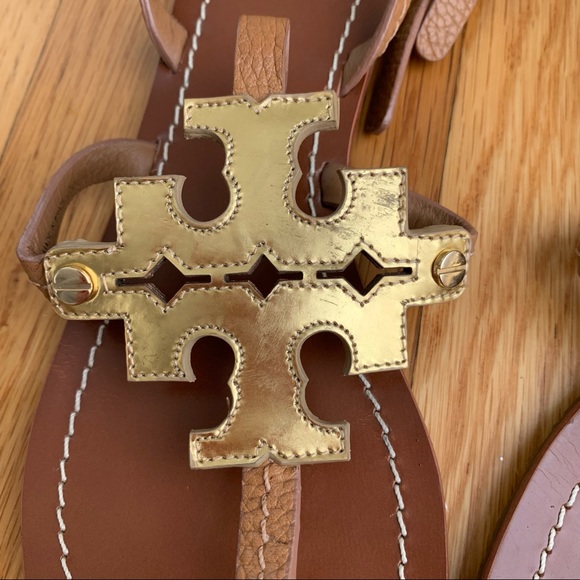 Tory Burch Gold Leather Gladiator Chandler Flat Sandal - Picture 4 of 14